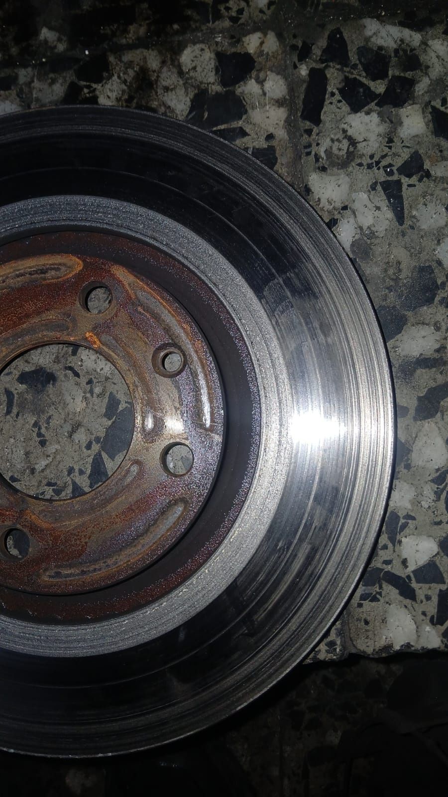 Disco de freno durante un trabajo mecánico